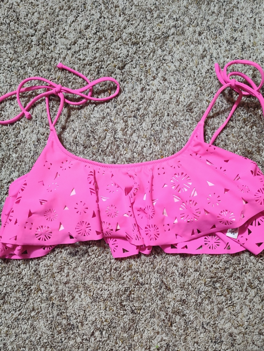 5/$25 SALE PINK Victoria's Secret Hot Pink Laser-Cut Ruffle Size Med Bikini Top